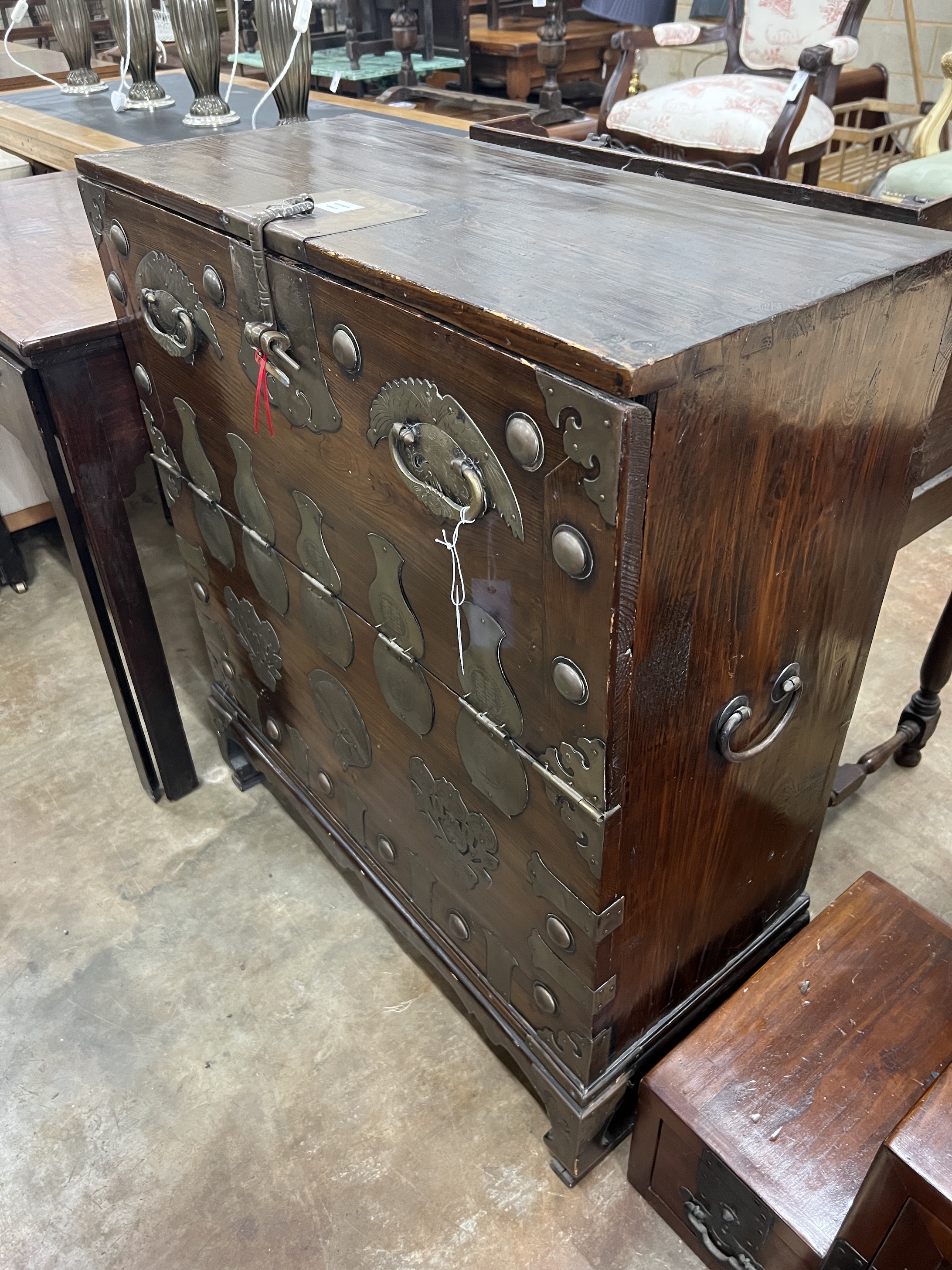 A Korean pine chest, width 89cm, depth 40cm, height 103cm